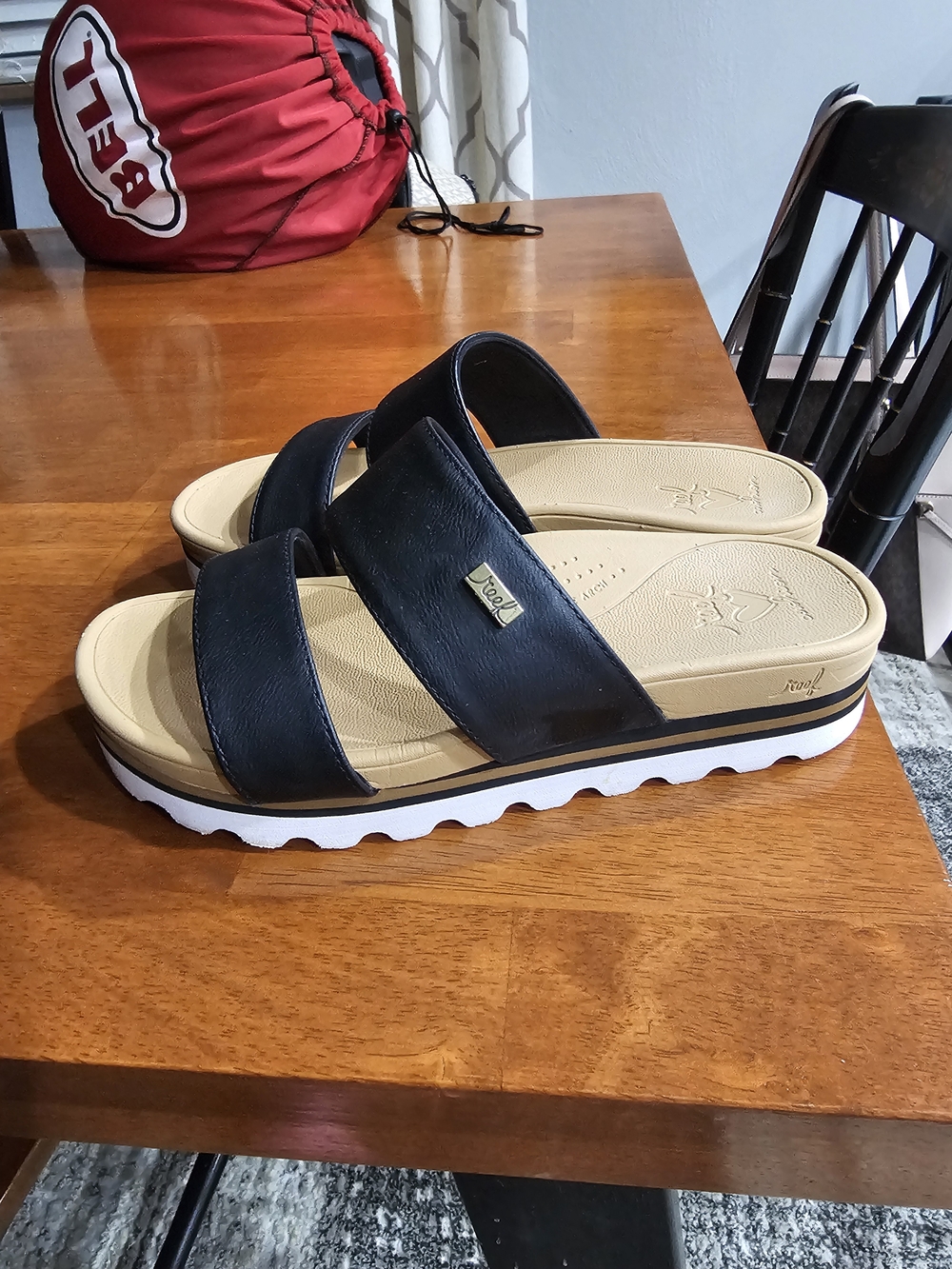Reef omfort Slide Sandal - Black and Tan Womens Size 6